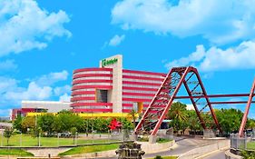 Holiday Inn Monterrey-Parque Fundidora, an IHG Hotel
